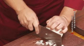 洋葱块怎么切最快,切洋葱片的方法小技巧