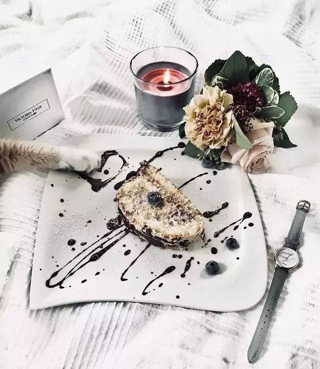 DW都烂大街了你还想买？我们不一样，拒绝撞表！