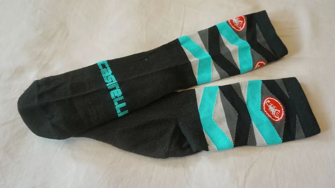 除了不可描述,夫妻出门比赛都带些啥?