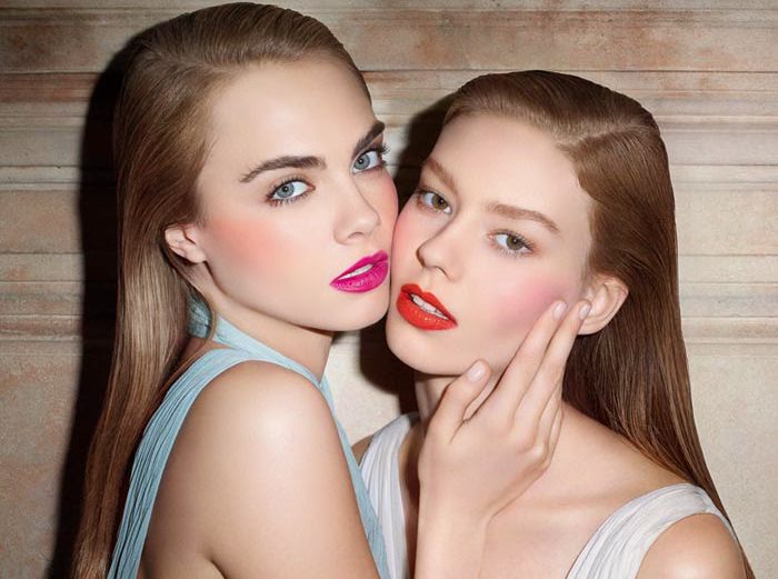 代购mac口红80元真的假的,mac经典子弹头在专柜价格