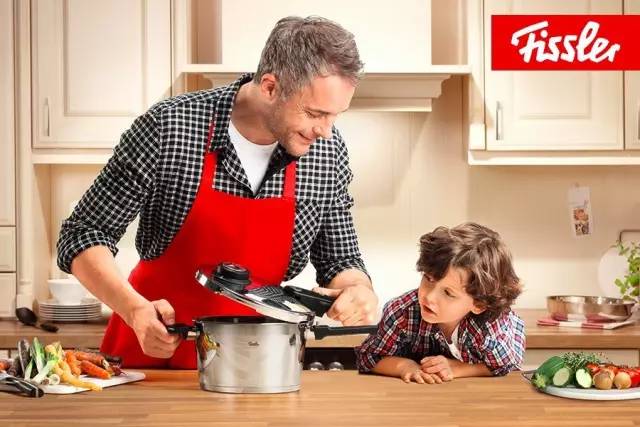 11.11超级团丨德国人做的高速快锅，10分钟两道硬菜同时上桌！