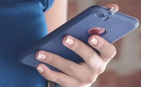 微信群里隐形加班,微信群增加了工作负担