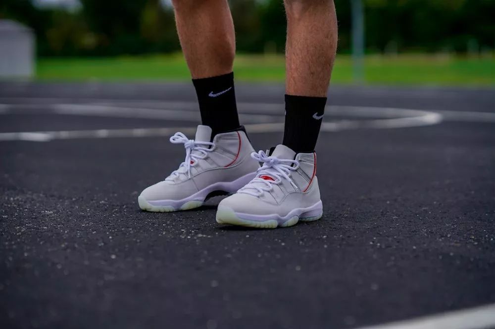 aj1蓝黑脚趾和aj1红黑脚趾,aj1芝加哥和aj1红脚趾