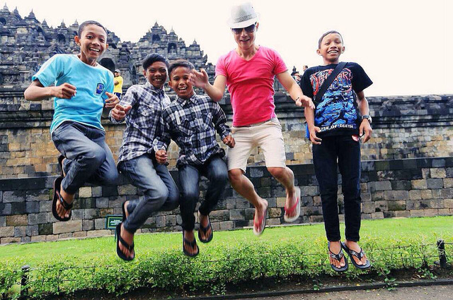 浜氭床浣涙暀濂囪,琚伀灞辩伆鎺╃洊杩戝崈骞寸殑浣涙暀閬楀潃