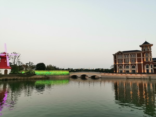 荣耀Magic2拍照如何？手持超级夜景赞爆