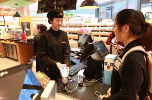 还在等双十一的快递？优秀的人早已不用快递小哥，事发南昌西站……