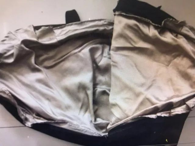 网红女主播直播间卖假货当场被抓,广东网红夫妻直播假货被抓