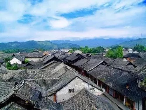 成都周边9个最受追捧的古镇！周末带孩子感受这里的古韵！