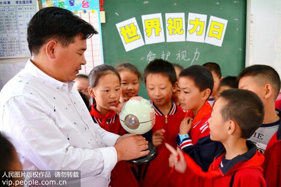 用毛巾敷眼有什么好处,用热毛巾敷眼睛需要注意什么