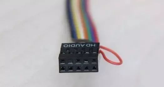 铅锤哥：机箱耳机接口为什么会没声音？