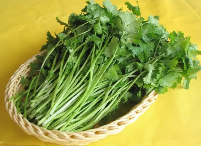 吃火锅怎么调酱汁最好吃,吃火锅芝麻蘸酱怎么调才好吃