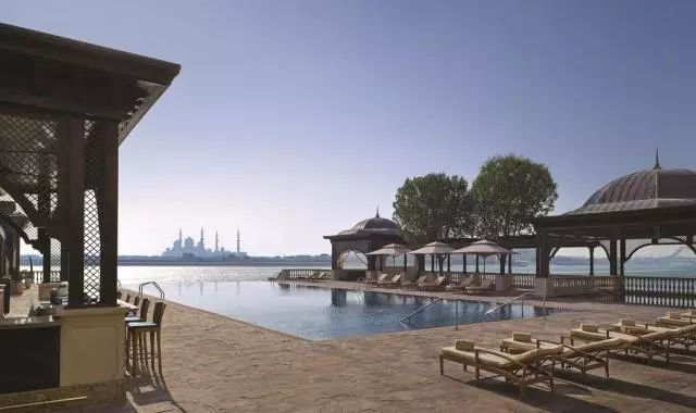 就怕土豪有文化,就怕穷的有文化