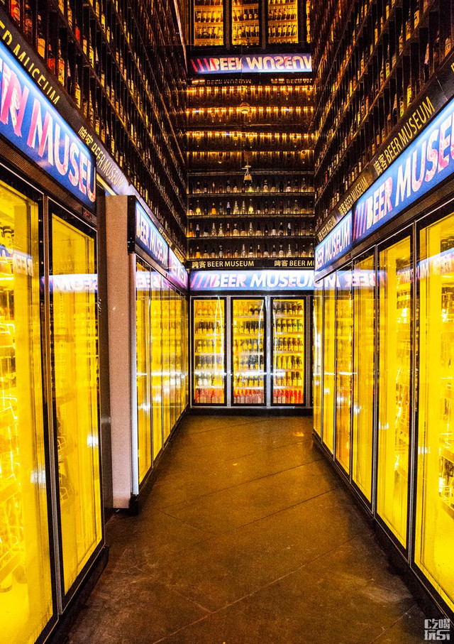 500余款全球各地精酿,3000多个钢铁酒格组成的巨幕外墙!长沙又一约酒圣地来了~