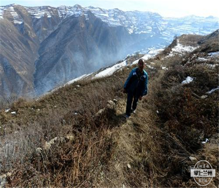 乡村邮递员唐和顺：12年，11万公里，一个人的邮路