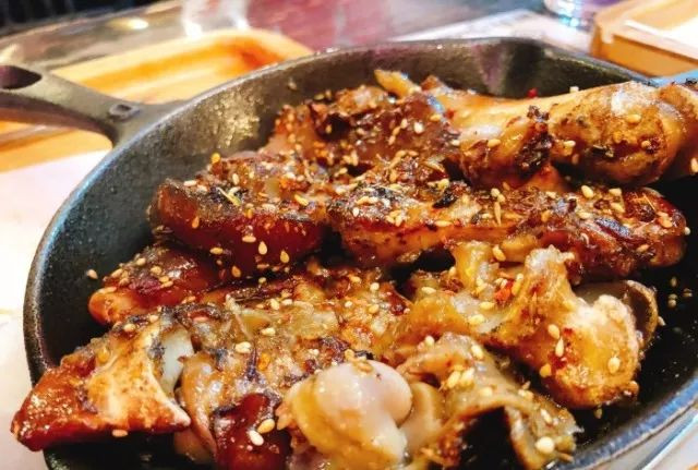 什刹海春季游玩攻略,超详细的北京什刹海逛吃攻略