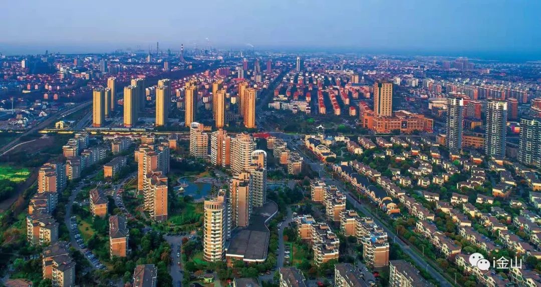 从“草根”到“大亨”,他的传奇人生,金山的发展见证!