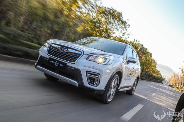 斯巴鲁第四代森林人试驾体验,斯巴鲁森林人2.0四驱系统2010