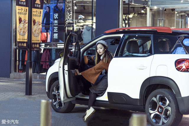 X-跨界雪铁龙云逸与芭蕾舞演员的故事