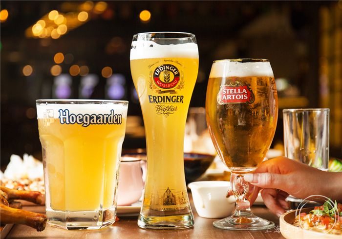 魔都惊现1200㎡「运动餐厅」！桌球飞镖无限畅玩，凌晨2点才打烊！