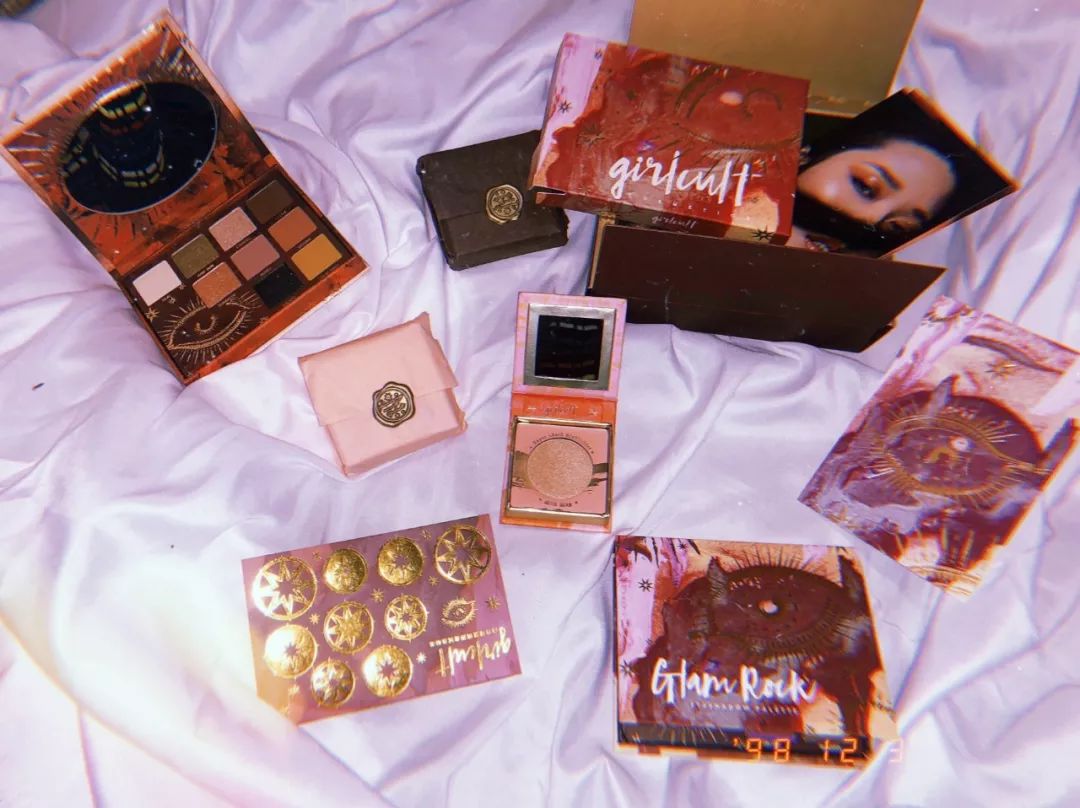 野生美妆博主肥崽刘最近爱眼影（请温柔对我）