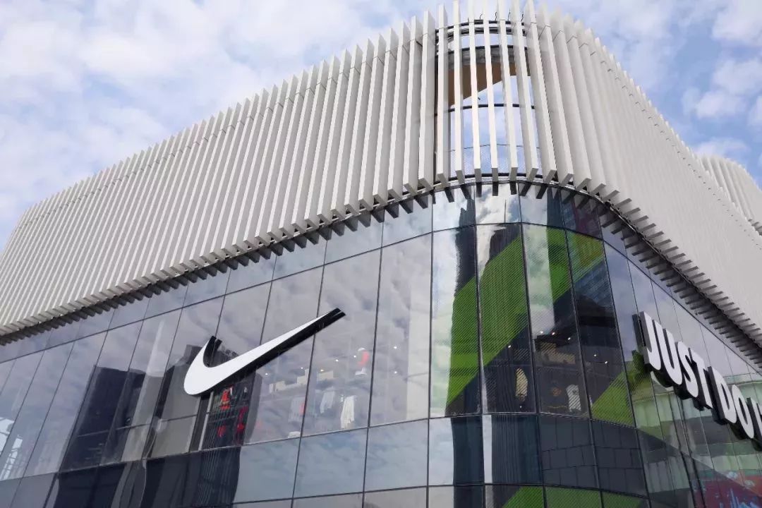 民盈国贸城相馆,民盈国贸城盛大开业