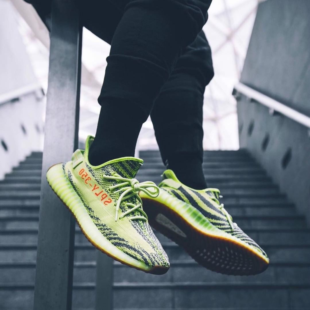 yeezy白斑马近期补货,白斑马2020补货会降价吗