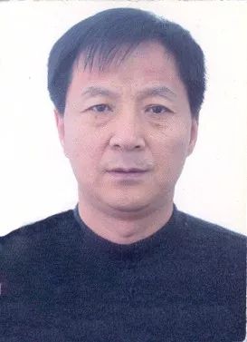 今日黄金分析师最新推荐,下周金价看多还是看空好