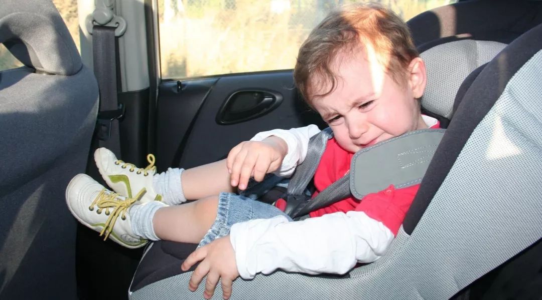 刚买的新车有异味对身体有危害吗,新车异味对婴儿的危害