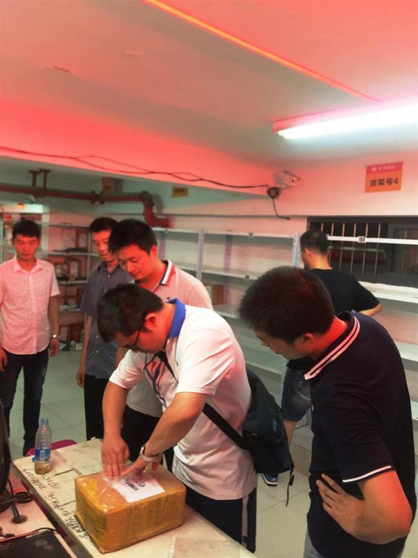 海关查获海淘藏毒,海关查毒最新消息