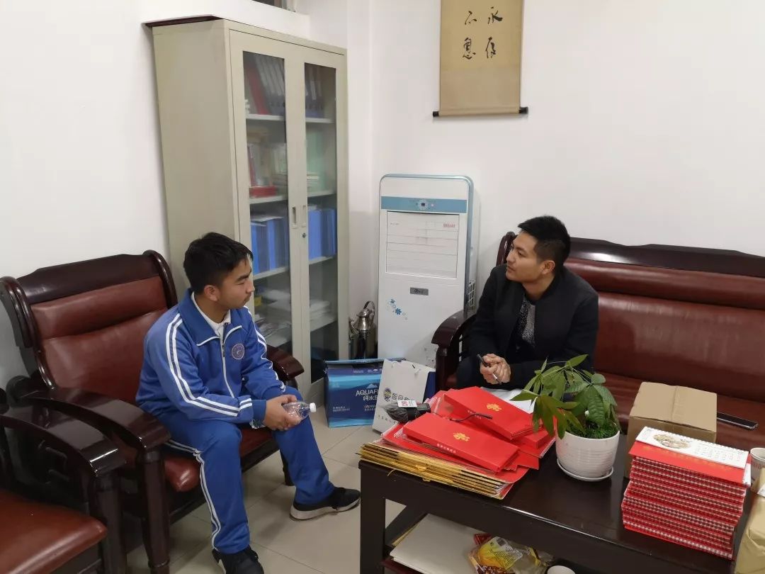 一块改变命运的屏幕,哪块屏幕可以改变命运