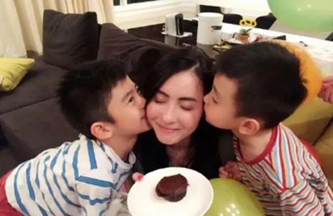 张柏芝第三胎引发关注,张柏芝三胎风波后首晒照