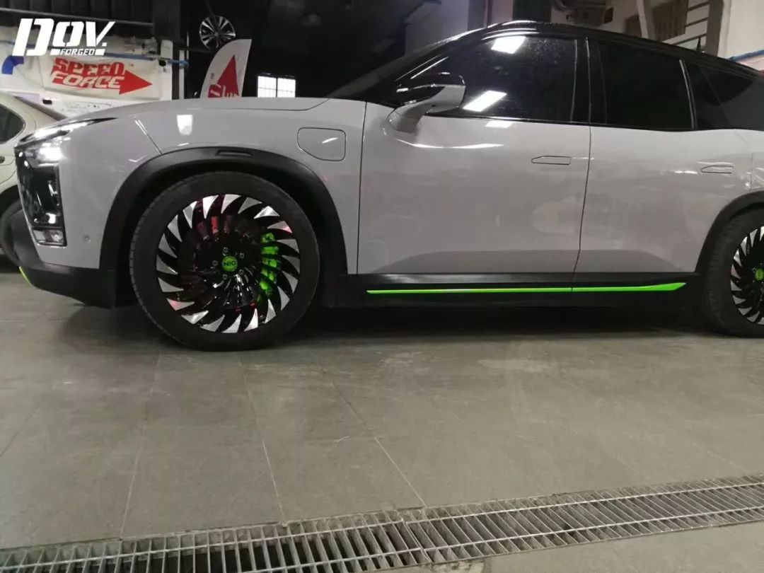 蔚来es8自驾西藏改装,蔚来es8越野改装