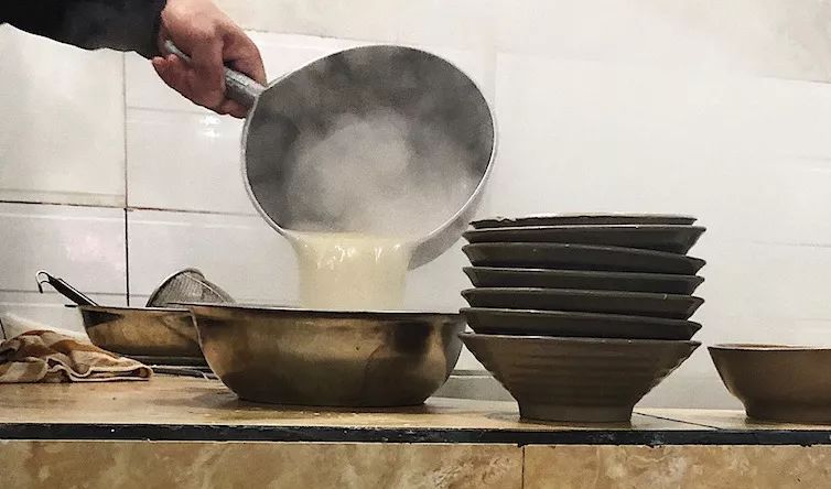 在成都一天三顿都吃火锅,成都吃羊肉汤的地方