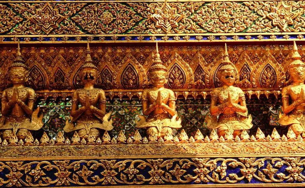 就因为不懂这些，他们在泰国被人妖打的头破血流