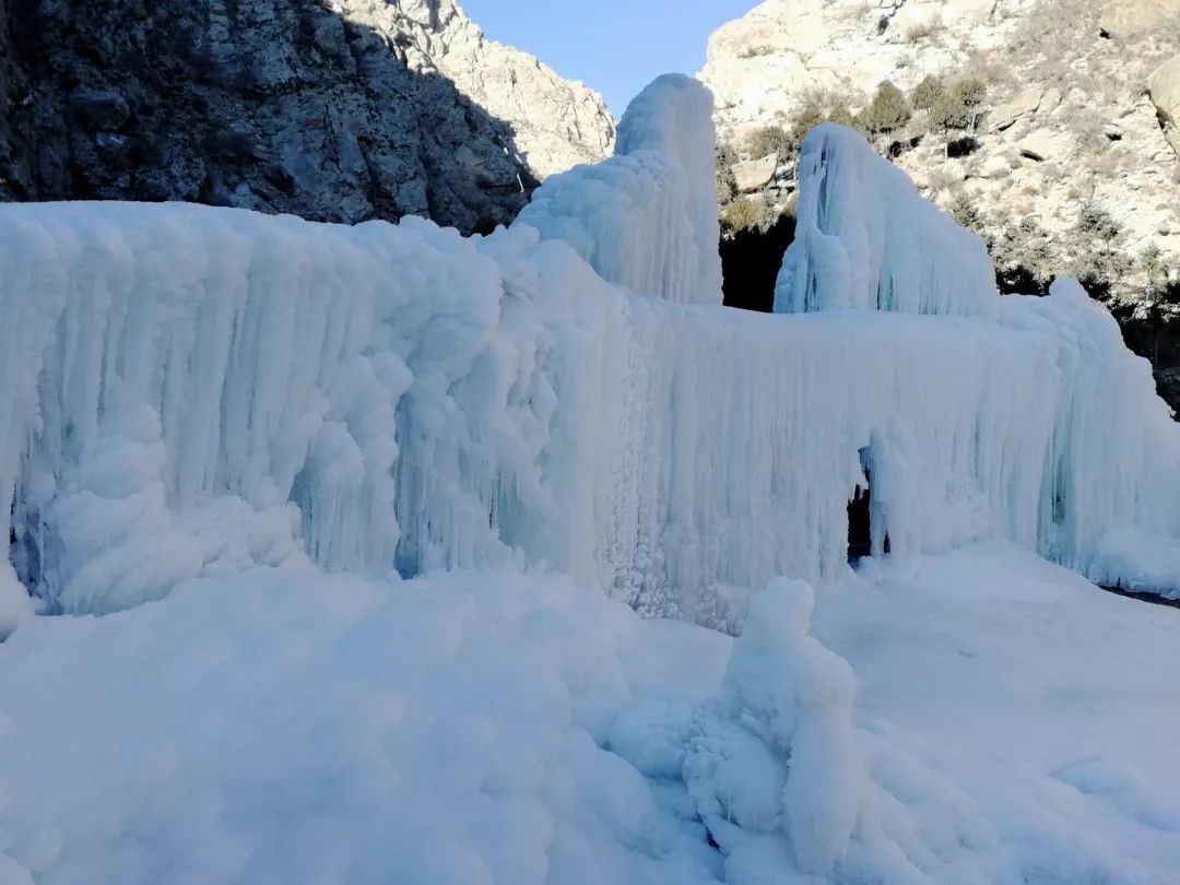 银川雪景贺兰山,银川贺兰山冬日