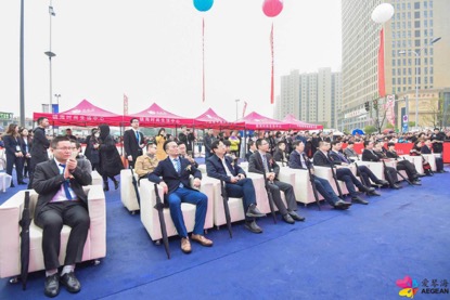 宁波爱琴海购物公园附近商场,宁波爱琴海购物公园属于哪个区