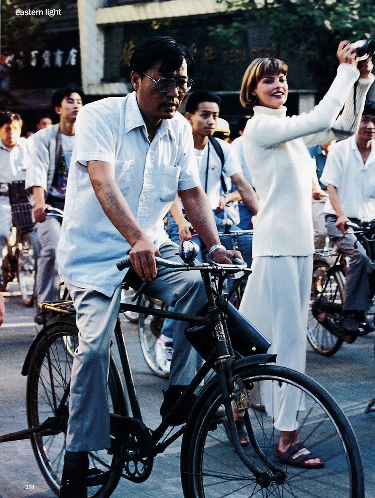 dg广告,dg设计师致歉事件