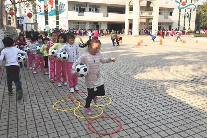 这可能是叠滘踢足球最犀利的小学！95岁“高龄”，宝刀未老！