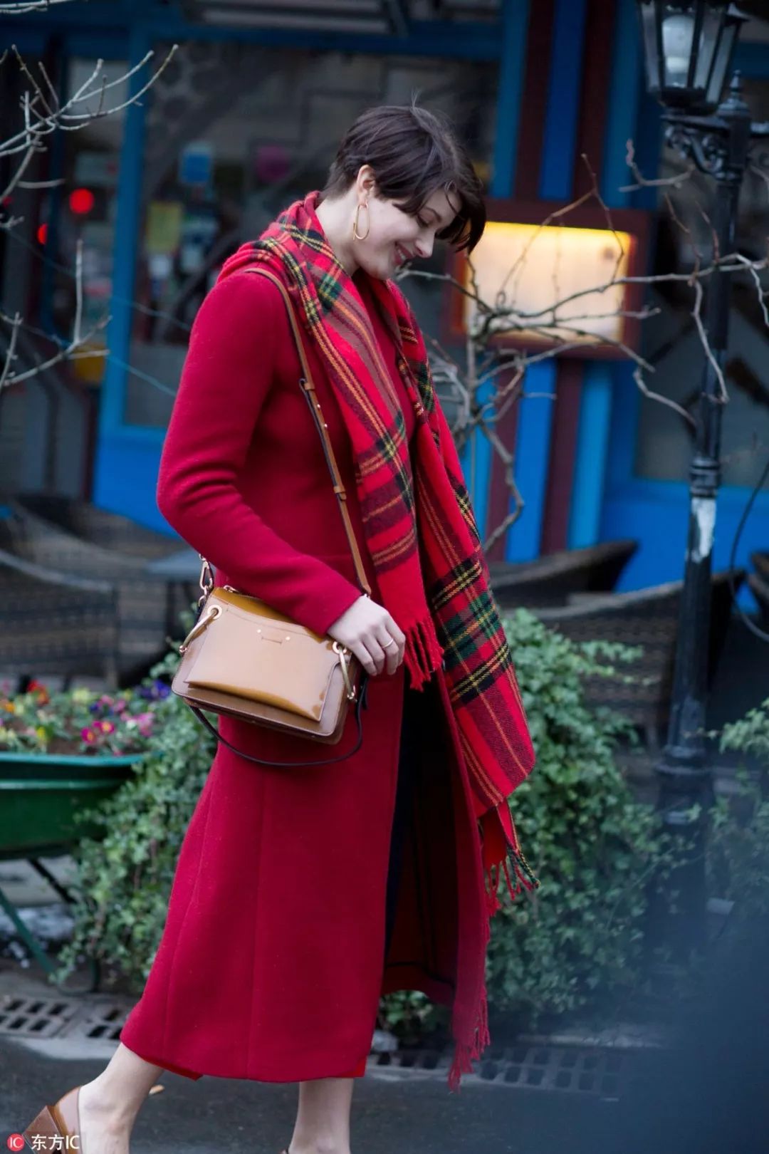 一穿红色衣服就倒霉,一穿红色就倒霉