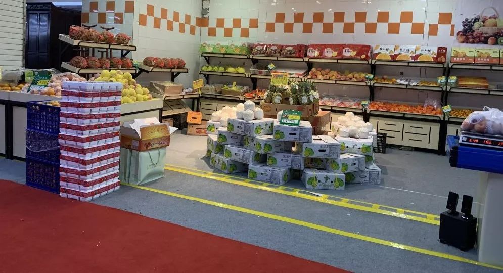 松江大型服装特卖,上海松江服装特卖