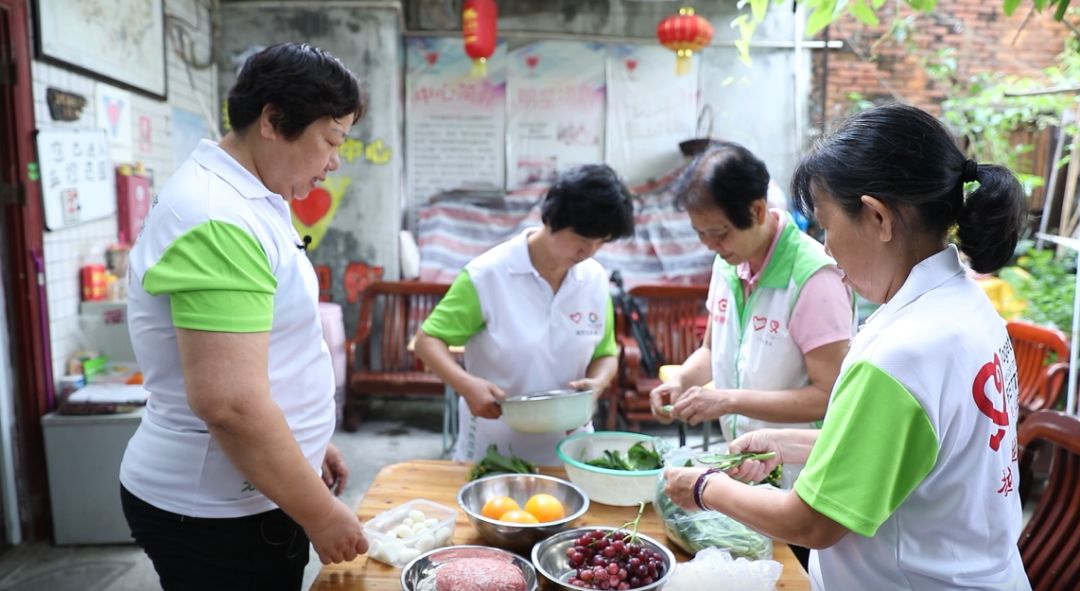 昨天这封信，内地和香港的我们都收到了