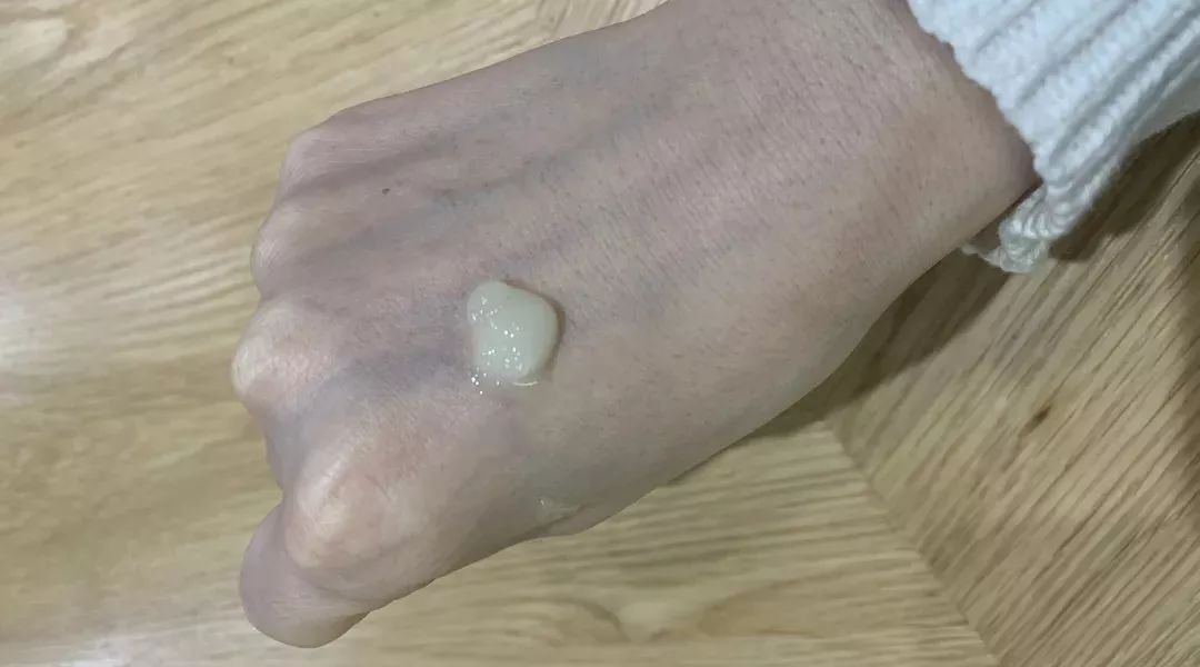 轻松卸妆一步到位,轻松卸妆