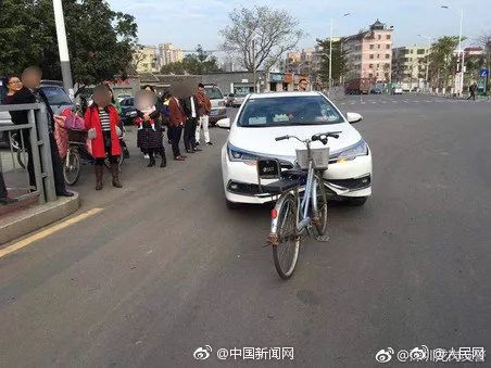 回顾2018,你的关键词是什么;开逛啦,济南新芙蓉街今起开门迎客;硬核!自行车与轿车相撞,竟把轿车车头撞扁了