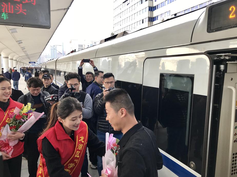 汕头首次开通往广州东的高铁,汕头广州高铁经过站点