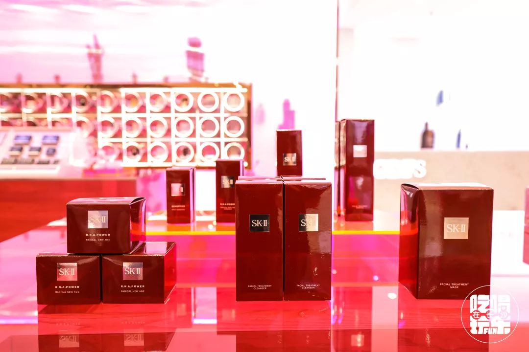 元旦新年就来2751YOLO城市广场，500元友阿购物卡免费送！