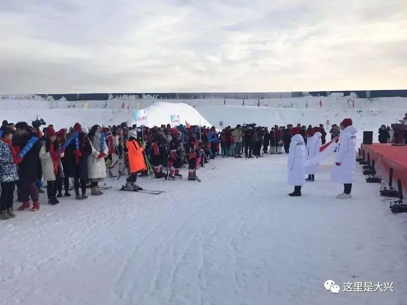 助力冰雪运动发展,全民冰雪运动会助力三亿人上冰雪
