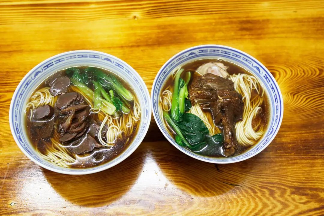 南京最好吃盐水鸭子排名,中国哪里的鸭子最多