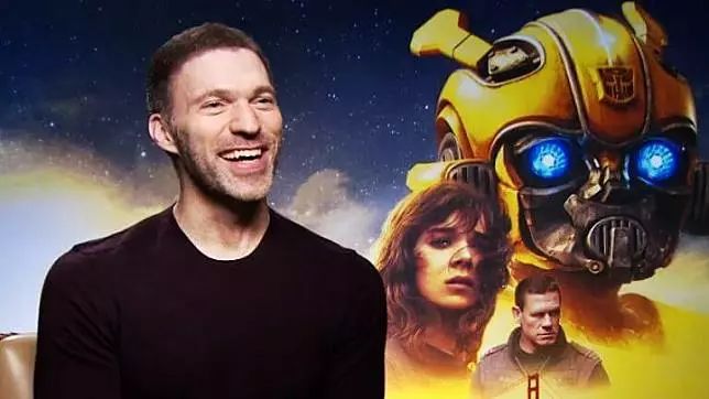 拍不好《大黄蜂》就回家继承2000亿家产！美国王思聪的逆天人生