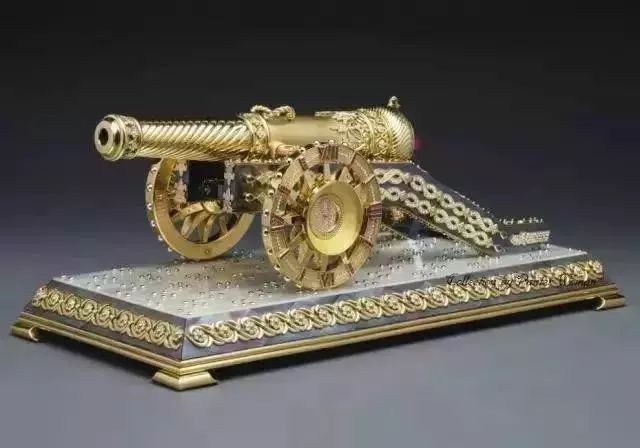 世界上最奢侈的腕表,故宫钟表馆里的珍贵钟表鉴赏