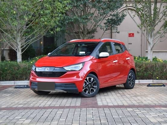 易至ev3对比零跑t03如何选择,易至ev3这款亲民小车